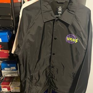 Vans Coach jacket x nightmare before Christmas